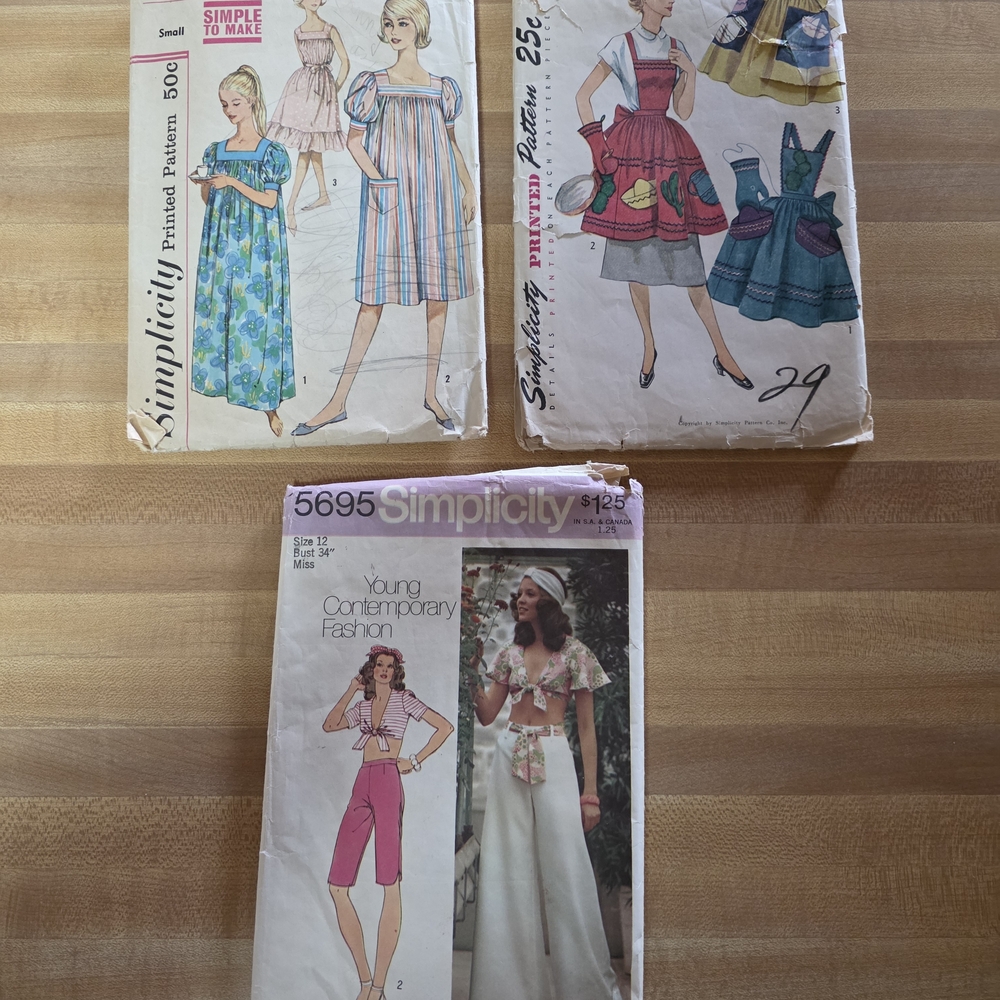 Simplicity Vintage Sewing Patterns - Multicolor